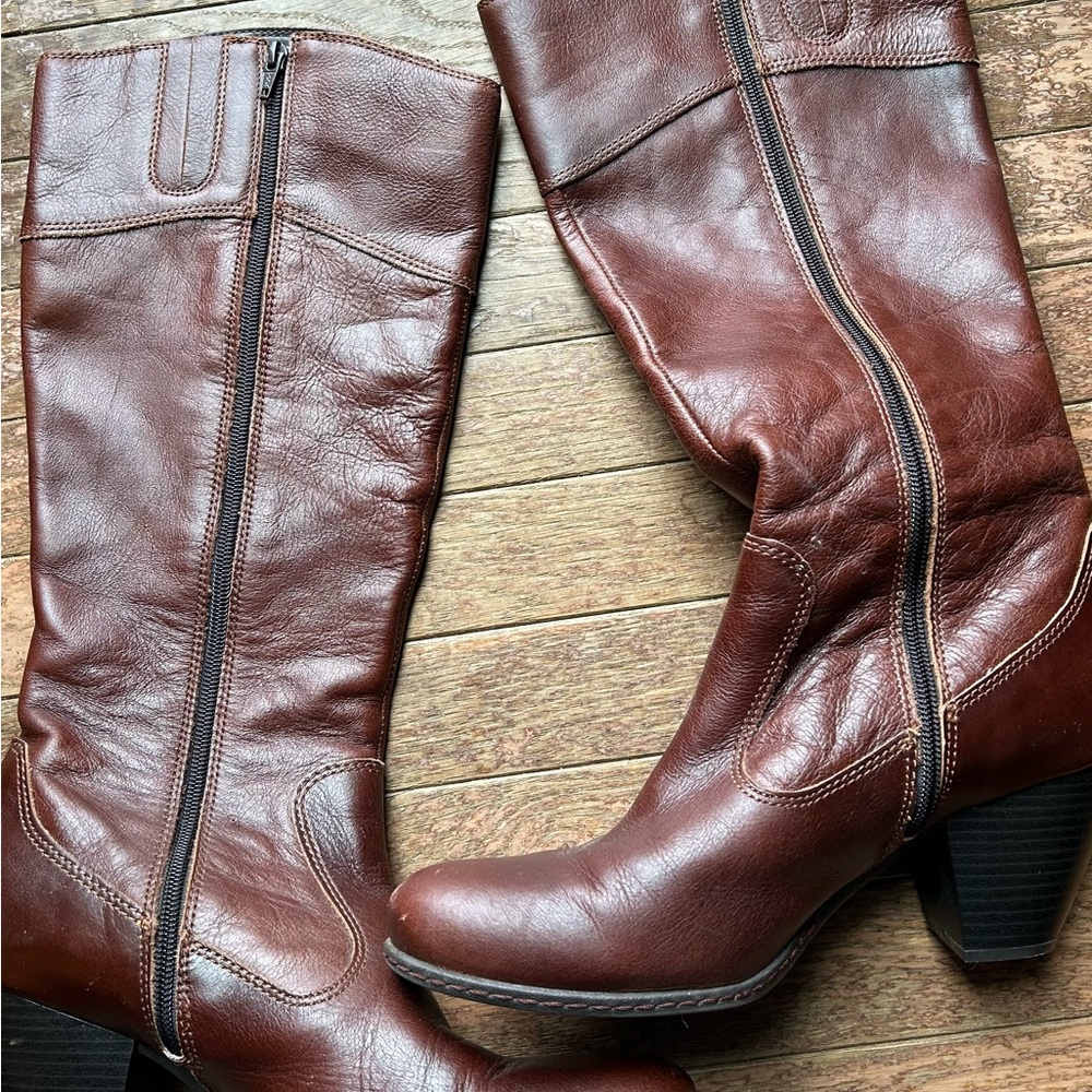 Boc Size 10 Brown Leather Knee-High Boots - Picture 2 of 7
